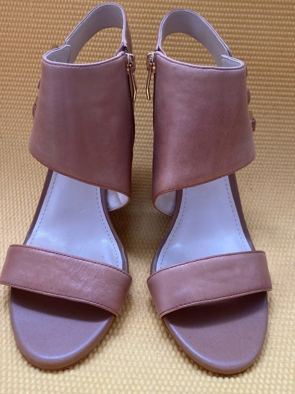 Vince Camuto chic wedge